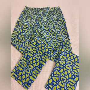 Truth size small pant. Never worn. Perfect summer Capri